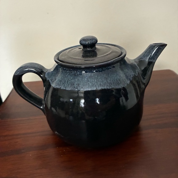 None Other - Elegant Blue/Black Ceramic Teapot